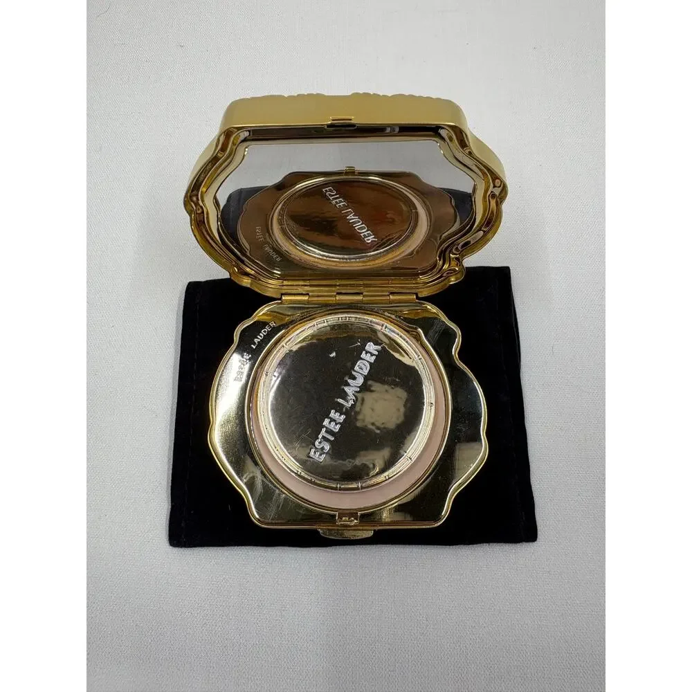 Estée Lauder -Mystical Monkeys Compact - Translucent Powder